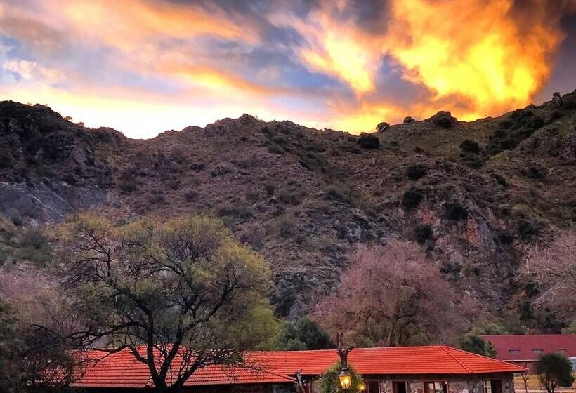 Hotel Paso Del Cóndor