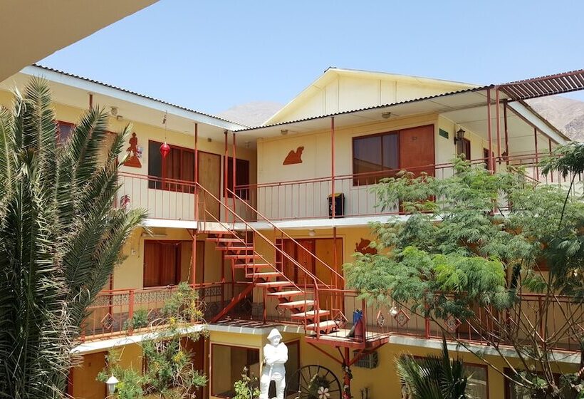 Hotel Puerto Caliche