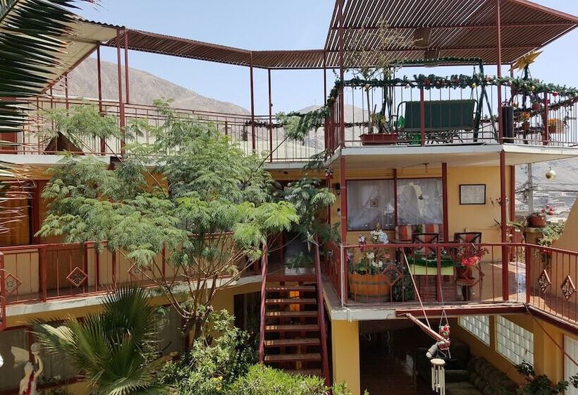 Hotel Puerto Caliche