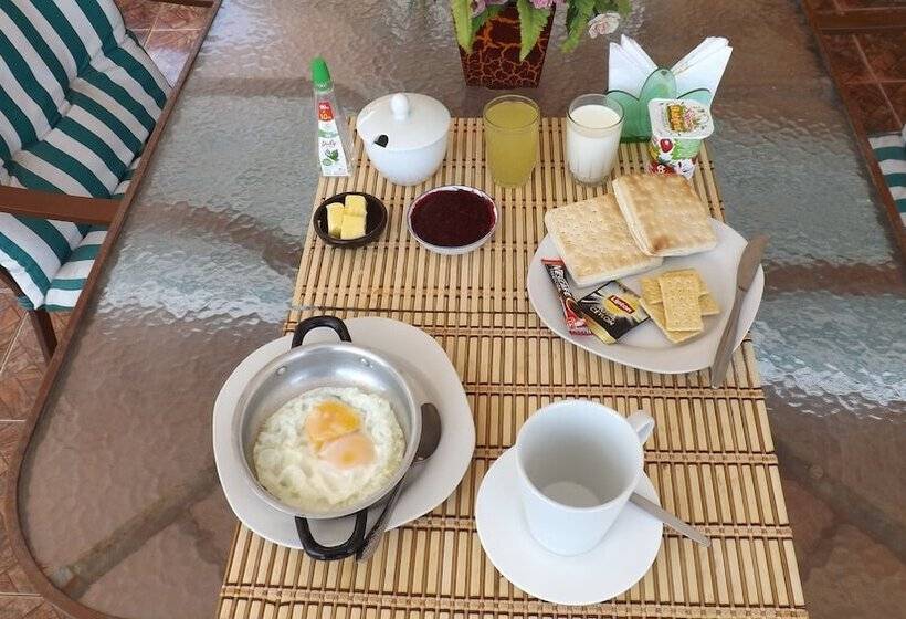 Hotel Puerto Caliche