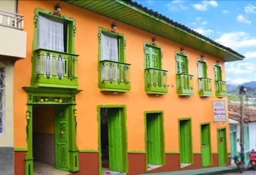 Hotelli Sueño Dorado