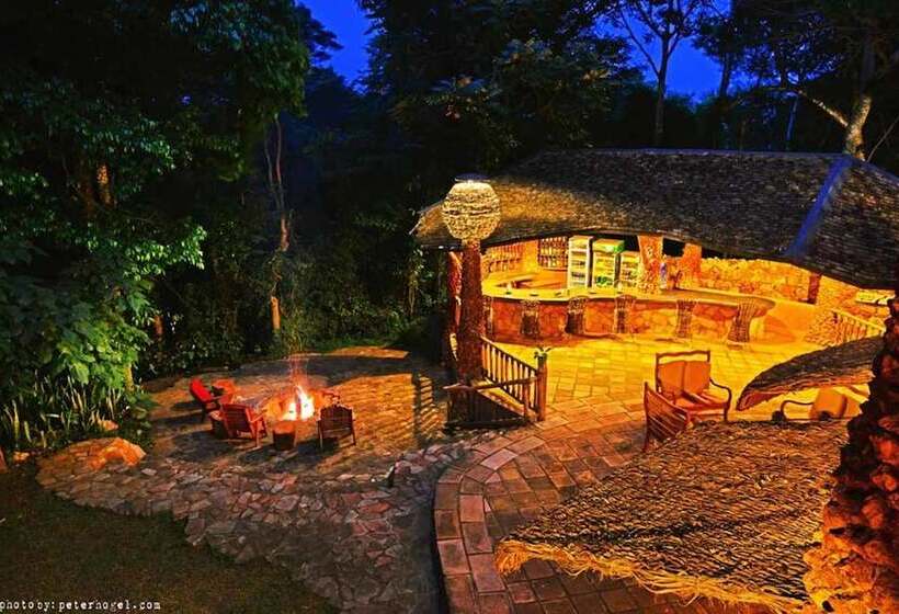 هتل The Rainforest Geo Lodge