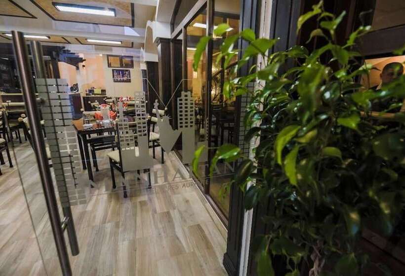 هتل Y Restaurante Manhattan