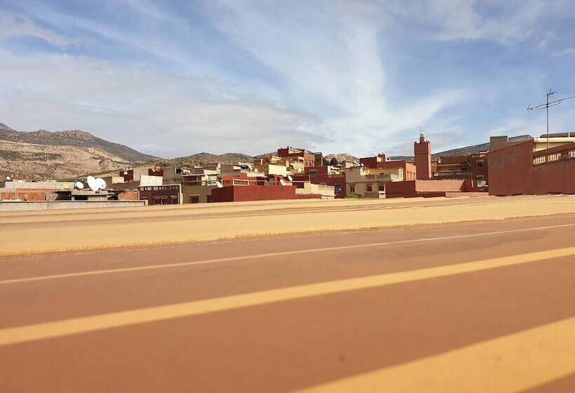 Hôtel Ouaouizerth Hostel