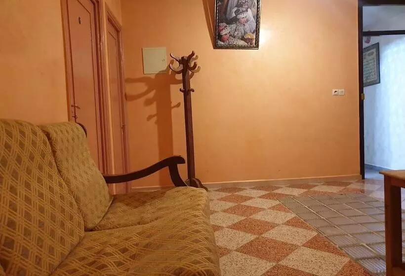 Hôtel Ouaouizerth   Hostel