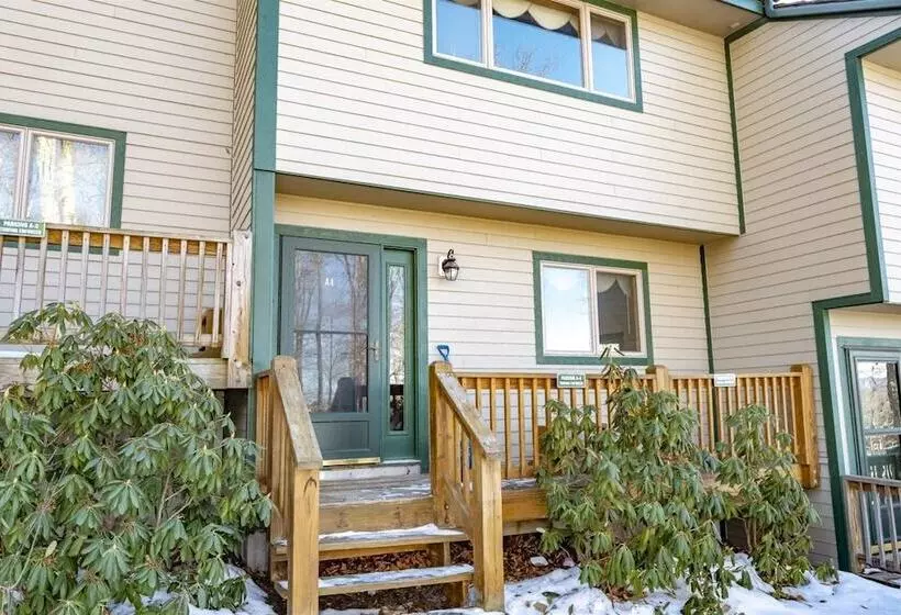 Northwoods A4   Huckleberry Hideaway