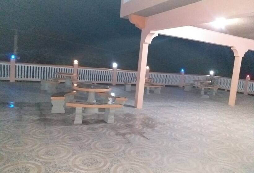 پانسیون Albevel Fair View Complex