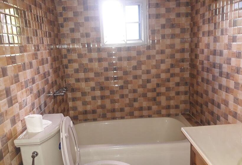 پانسیون Albevel Fair View Complex