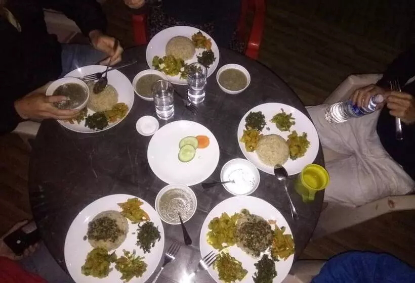 پانسیون Begnas Yoga & Retreat