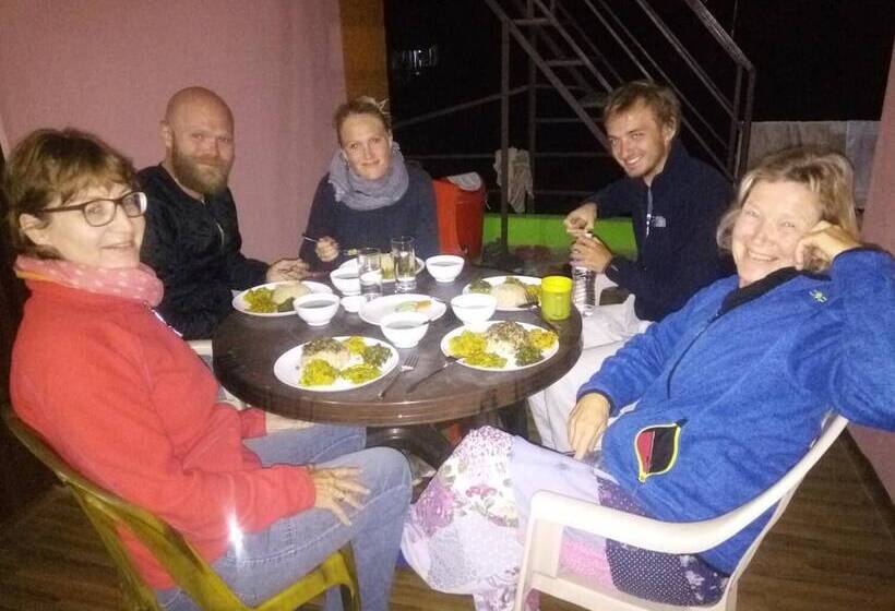 پانسیون Begnas Yoga & Retreat