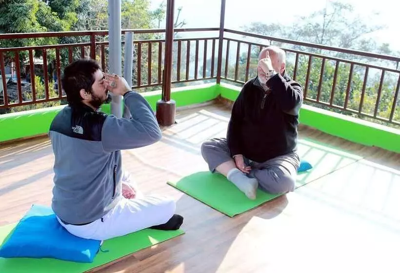 پانسیون Begnas Yoga & Retreat