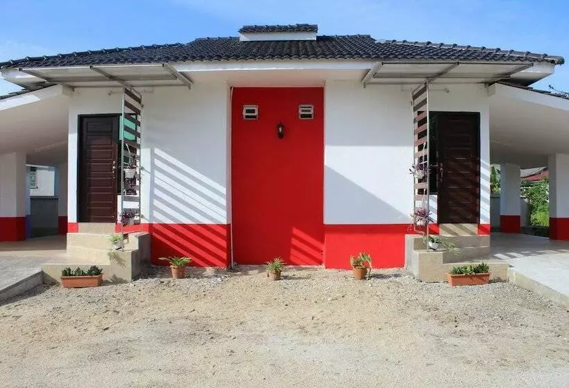 Majatalo Emma Guesthouse 1