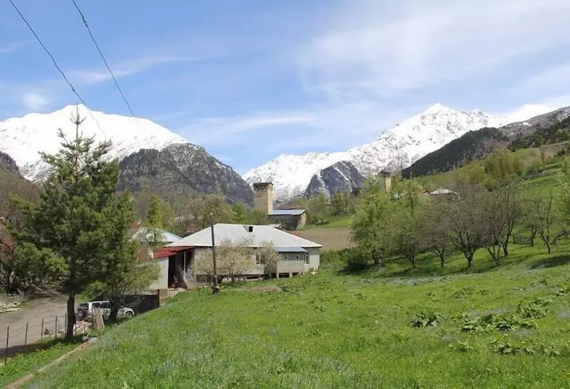 پانسیون Emma S Guest House