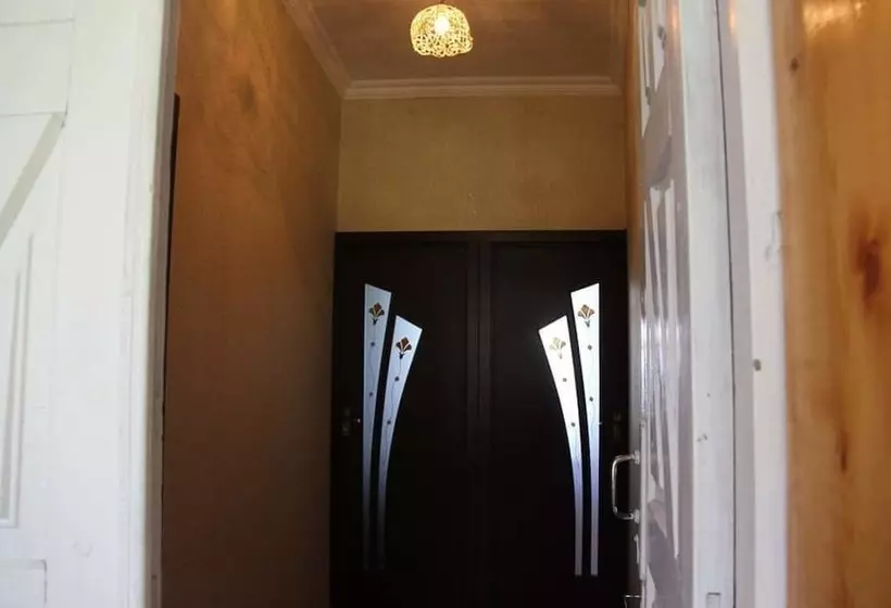 پانسیون Emma S Guest House