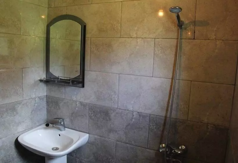 پانسیون Emma S Guest House