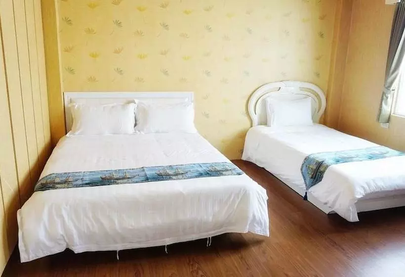 پانسیون Red Roof B&b