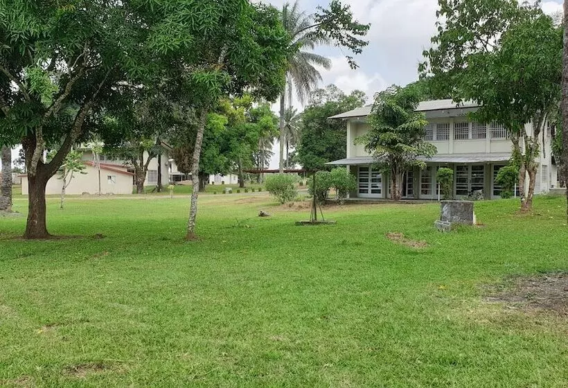 Riverside Resort Villas