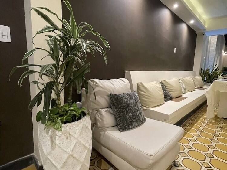 هاستل Ayenda Casa Roman