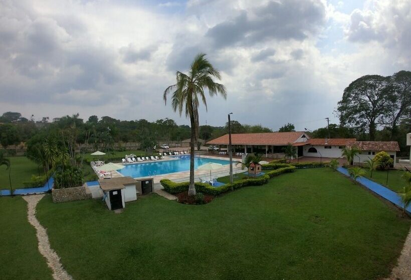 ホテル Campestre Aguamaco