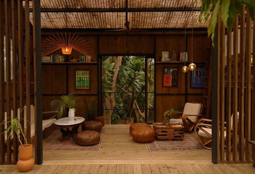 هتل Finca Victoria