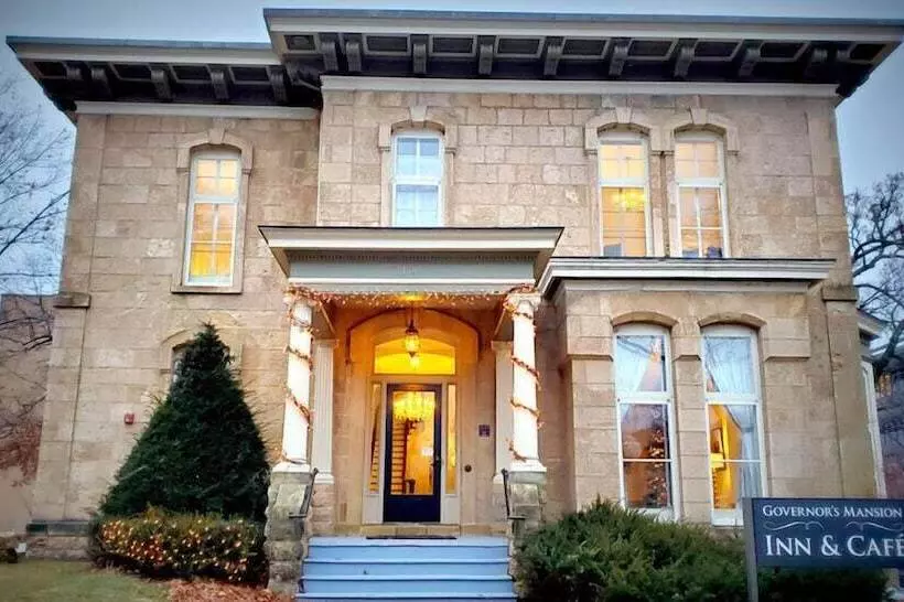 هتل Governor S Mansion Inn