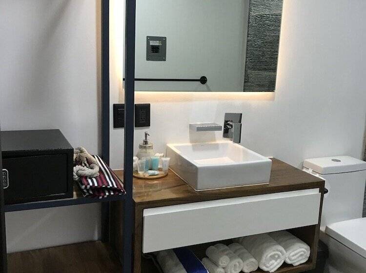 Otel Lofts On Basilio