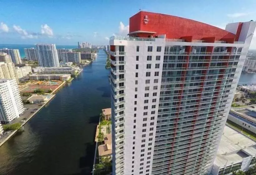 Hotelli Ocean & Bay View Residence 1 Bed 1 Bath @ Beachwalk