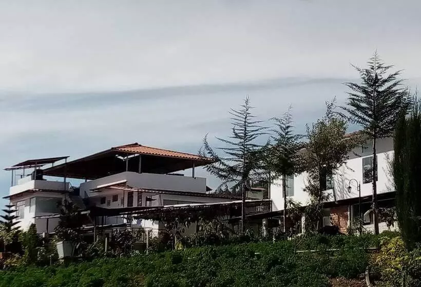 هتل Posada De Llimbe