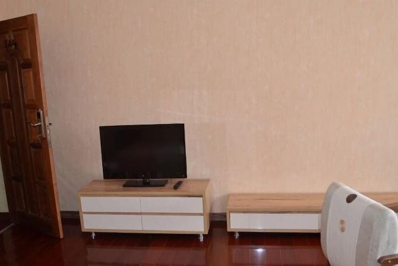 هتل Red Island Inn