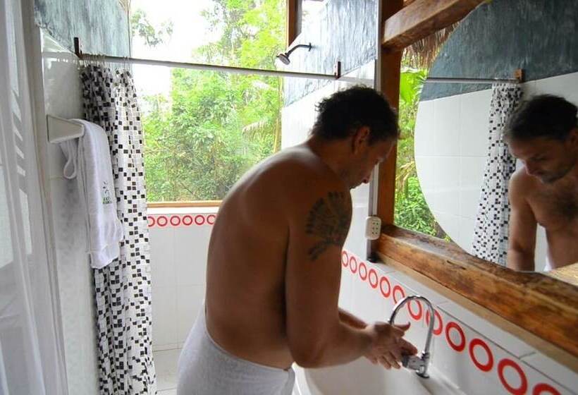 Inotawa Expeditions Amazon House Hostel