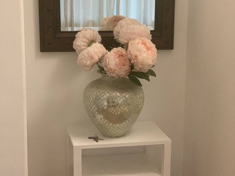 Panzió Aurorian Nights Resort