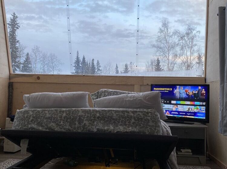 Panzió Aurorian Nights Resort