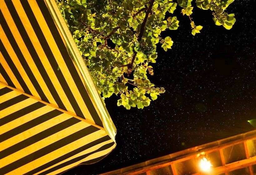 פנסיון Ueno Villa