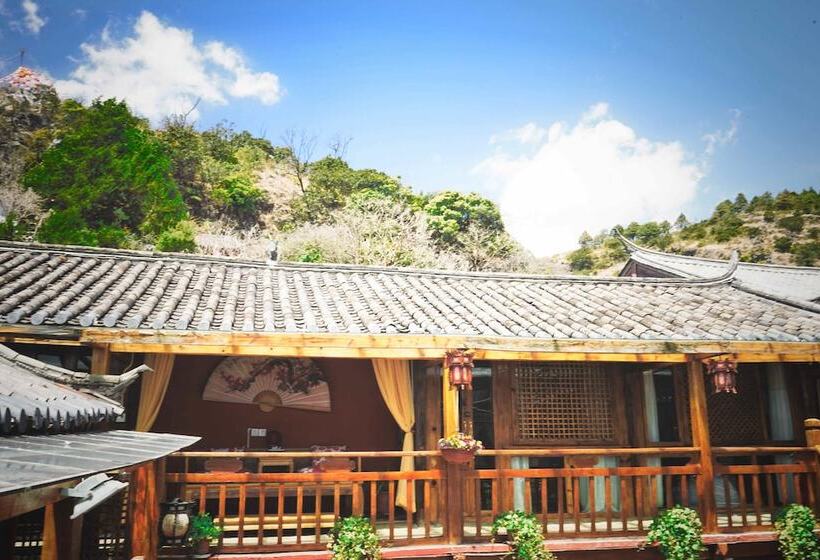 פנסיון Ueno Villa