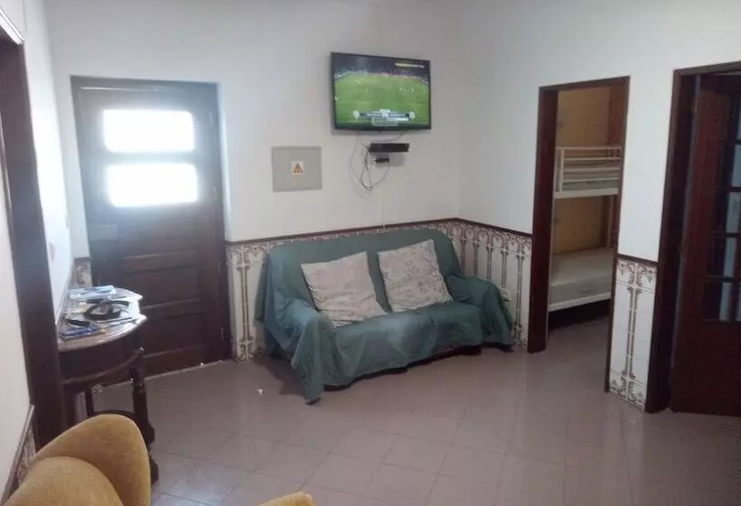 Beatriz Hostel