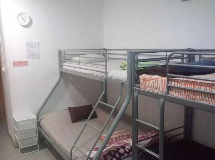 Beatriz Hostel
