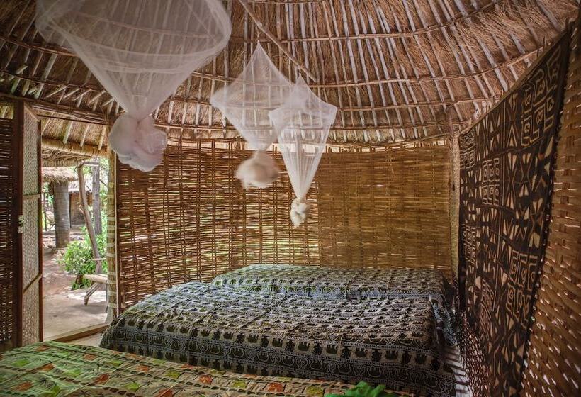 هتل Campement Solidaire De Badian