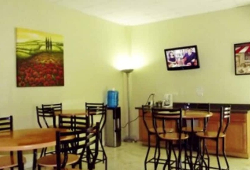 هتل Centro Express