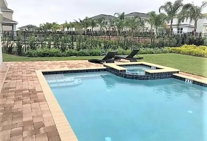 Hotelli Encore Resort At Reunion 430