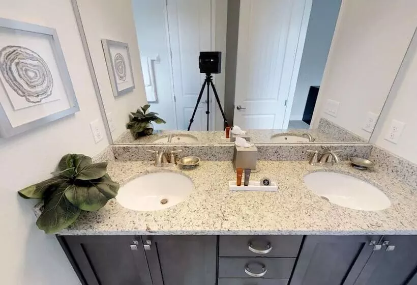 Hotelli Encore Resort At Reunion 430