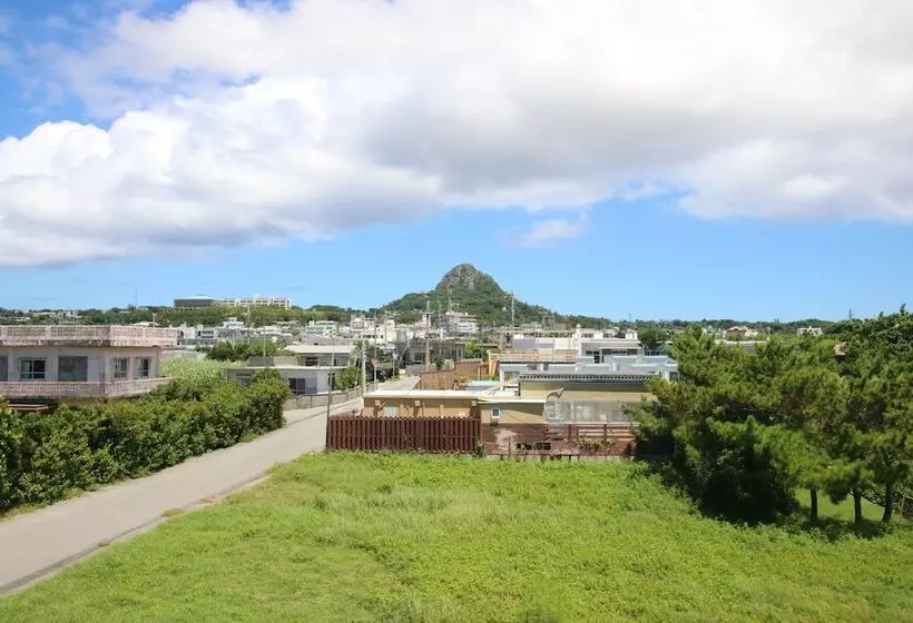 Hotelli Iejima Kokoro House