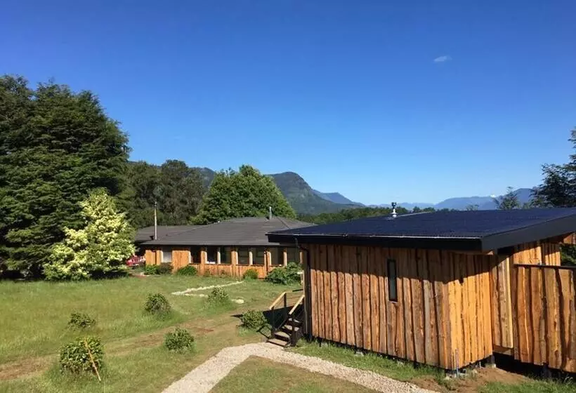 Hotelli Karibuni   Familiar Lodging & Private Spa