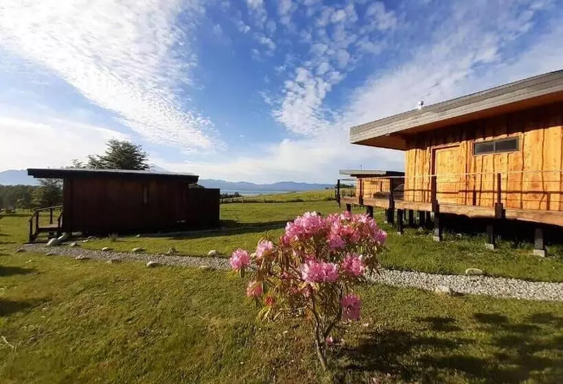 Hotelli Karibuni   Familiar Lodging & Private Spa