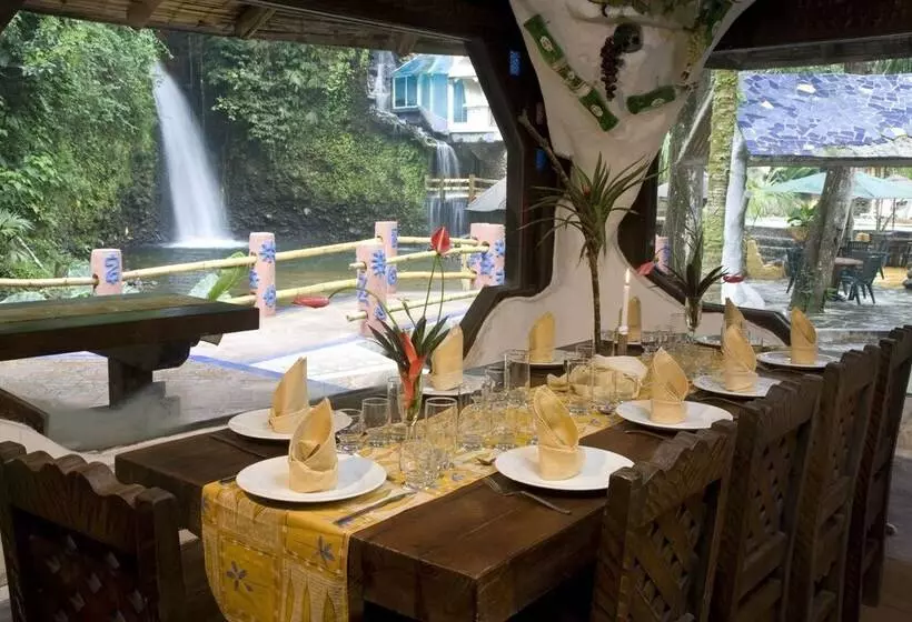 Hotelli Kashama Eco Resort Y Spa