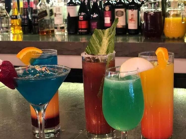 هتل La Maison Des Cèdres