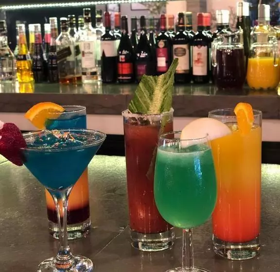 هتل La Maison Des Cèdres