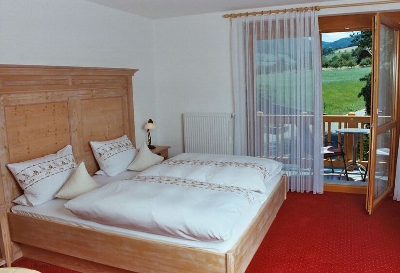 فندق Landpension Haus Ruth