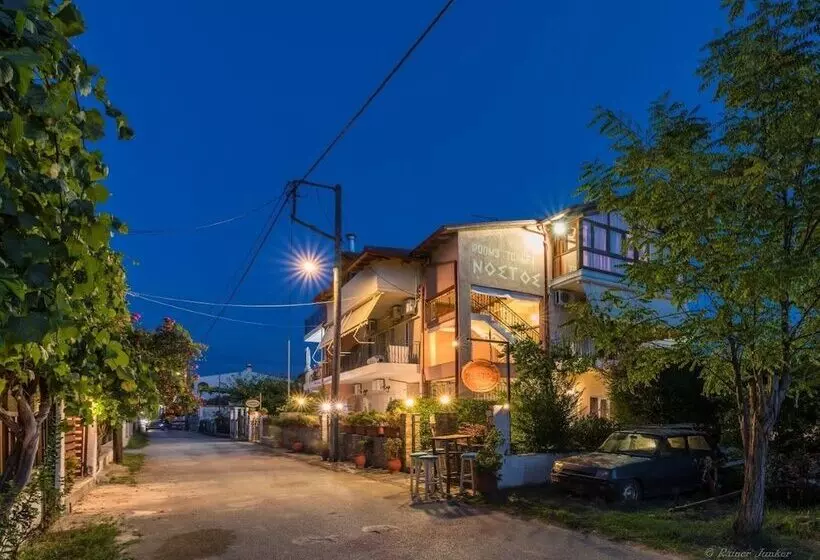 Hotelli Nostos Apartments