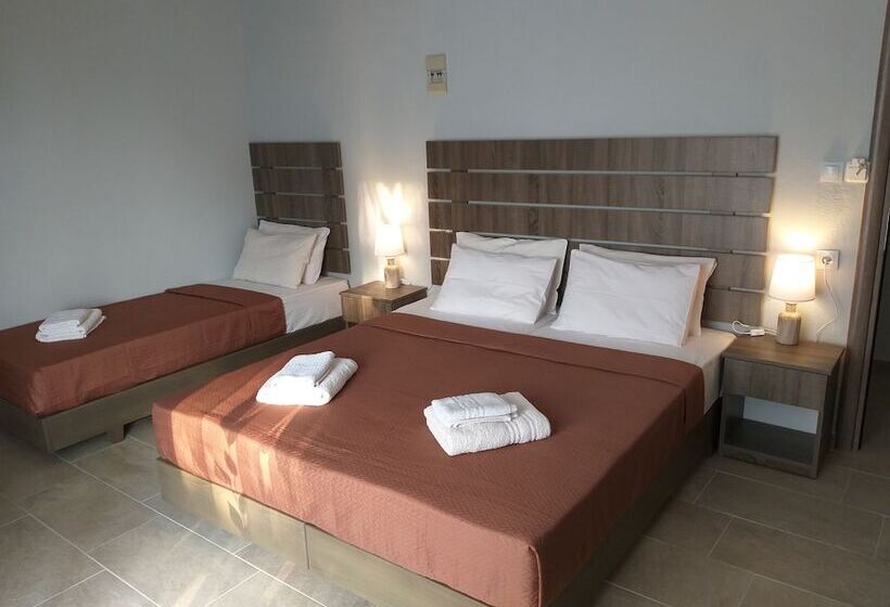 Отель Nostos Apartments