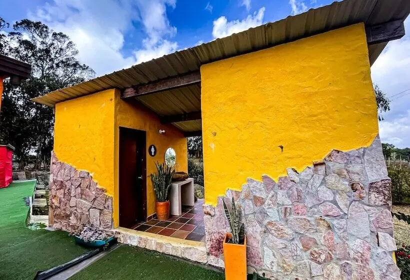 Hotelli Parador La Mesa Redonda